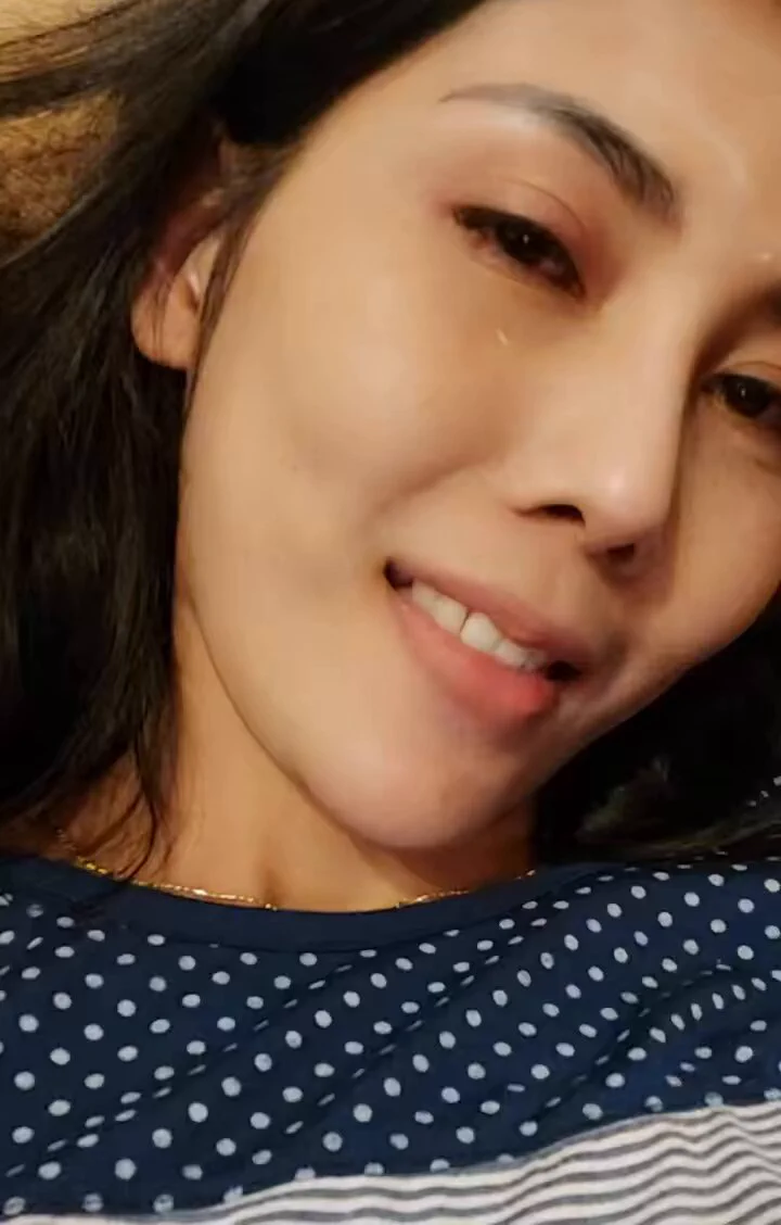 好想给微信好友看我的小穴…我是不是和乱发鸡八的男的一个德行… https://t.co/uSD6KXmexK