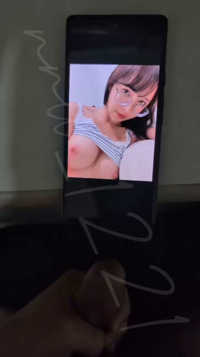 《2025.10.22》實在是有點心累🤦‍♀️

  未知傳送了一個影片｜
                      奈奈好想要….……｜
                                          可以約嗎？？？？？｜

-
𝐓𝐆第一次辦活動就遇到怪人…

三更半夜手機突然跳出一個影片

本來準備要睡覺了 結果點開我一臉問號

是怎樣說要對著我照片打手槍啦= =

到底是誰！！給我自首喔

尻尻自己躲起來尻嘛傳給我幹嘛

#還好沒有射在我照片上不然我會封鎖你

https://t.co/zaXyGi572p

⇨想看福利照片可以來𝐓𝐆看唷⇦