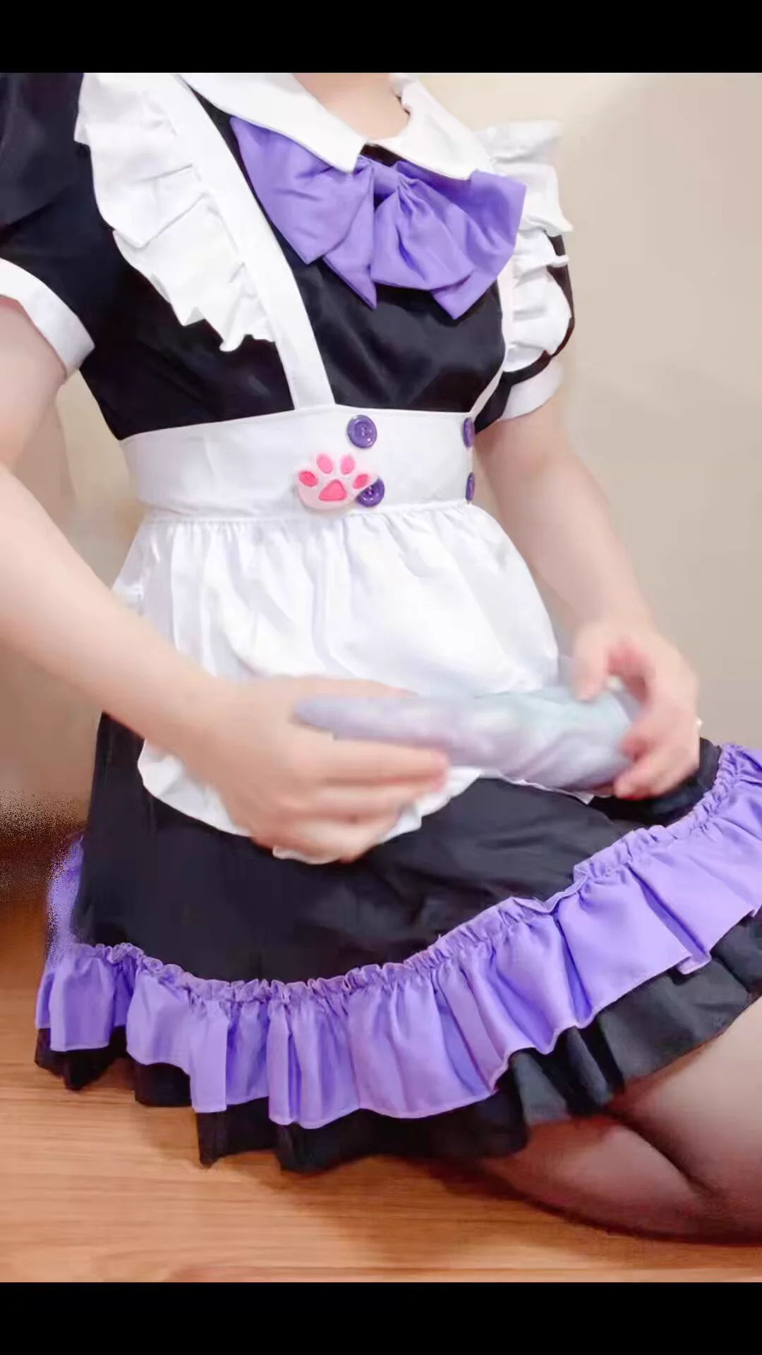 异世界采集回来的毒角!迫不及待的就想品尝一下~♡
哎哎哎!怎么头晕晕的身体也不受控制了!
注入异世界的甘露~滋养毒角的同时也要催情的效果~
被毒角完全的撑开了啊啊啊
下次再也不随便乱采了呜呜 
玩具来自:@BananaHorizon_X https://t.co/iI8cMCahCe