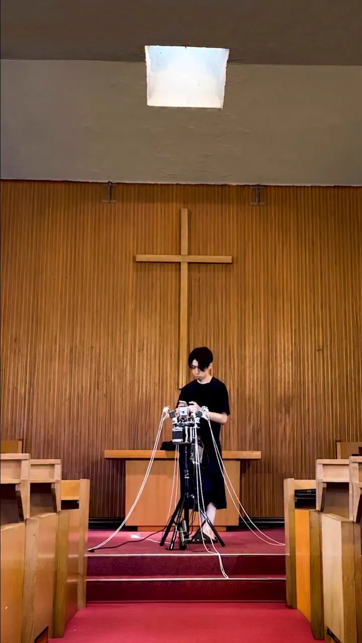 Spinning threads at high speed it creates flowers that bloom against gravity
https://t.co/2YvLgYNDaU