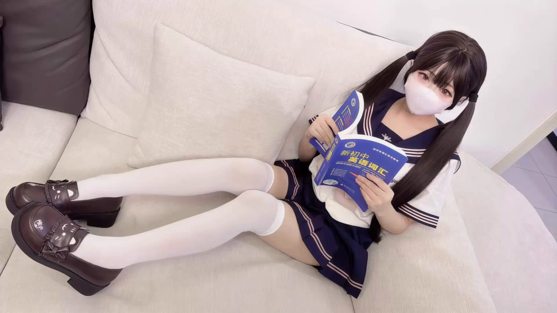 10-27✨🎬 被家教老师胁迫……【jk服学生】 粉穴 白虎  骑乘 高潮 后入 潮吹 口爆 白浆  内射 超多色情画面 多个视角 (完整版)👇
TG电报群: https://t.co/mPqmsV7Osf
糖心Vlog: https://t.co/ugn8W542Wx
@Xiaoxiaofoer 
@MitsumeDoji 
@OoniDevil https://t.co/nf4kNtvllk