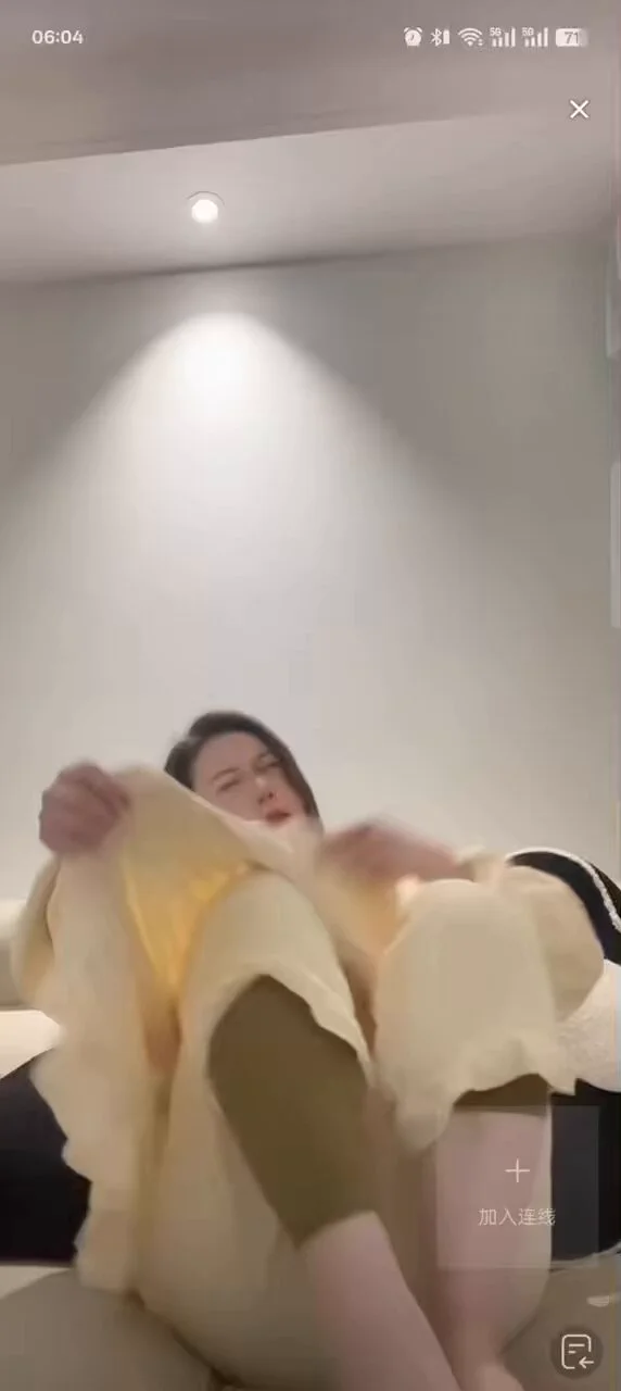 都下垂了还这么玩 https://t.co/EeF67tu8CG