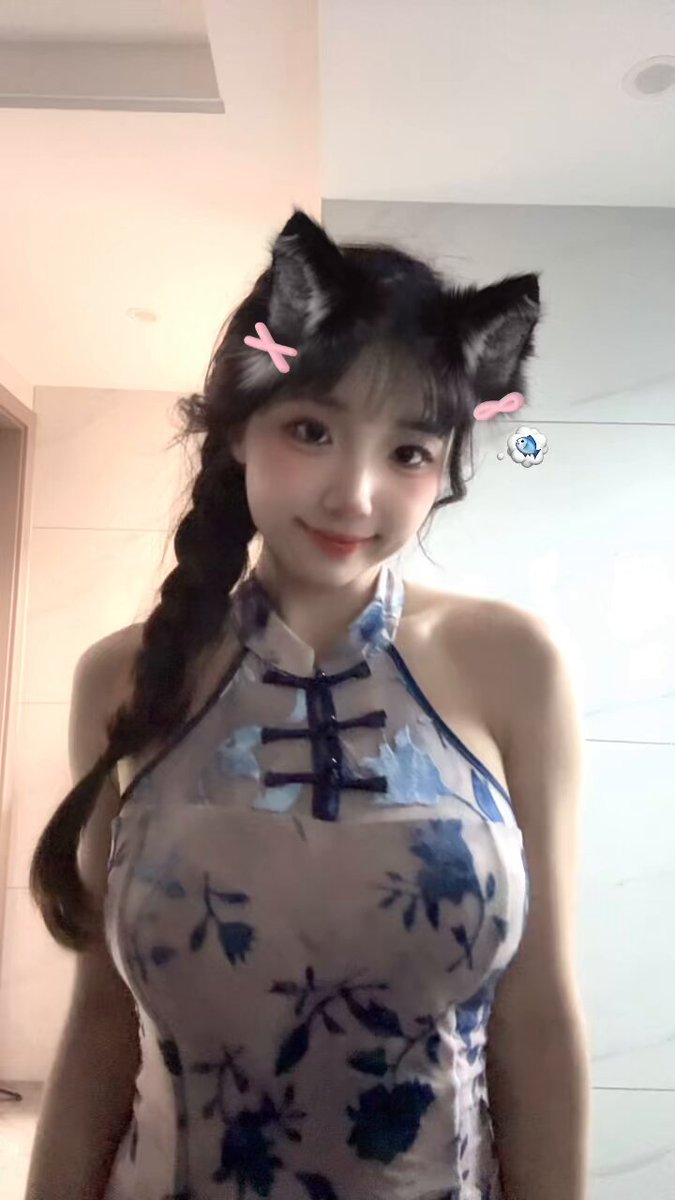 不露点你也喜欢吗... https://t.co/dSBD1cDcb2