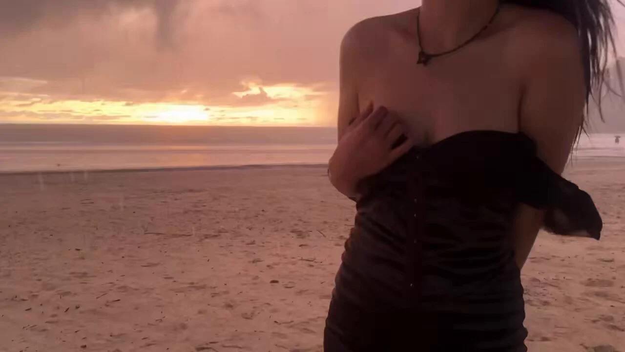 下雨可太有情调了
@luchu888 https://t.co/ipRHyFPQIz