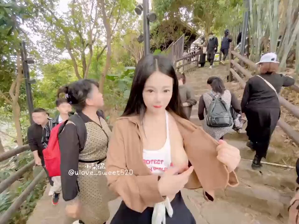 草际鸟行出，溪中虹影收 https://t.co/fLCVBa2IFP