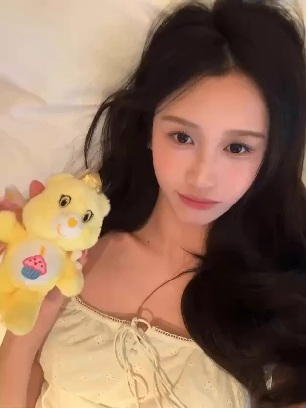 #上海
🌟英国留学生短暂回国兼职
🌟净身高 172 D
🌟可全程英文交流 情商在线 谈吐文雅
🌟天然0整 S型身材 
🌟只见素质有缘人

🛰️：yjb123412
🐧：3559838033
看照门槛🚪100（永久有效）备注zfb口令🧧添加➕
✈️：https://t.co/vKEG6AFQS0 https://t.co/bAUHNgqVDr