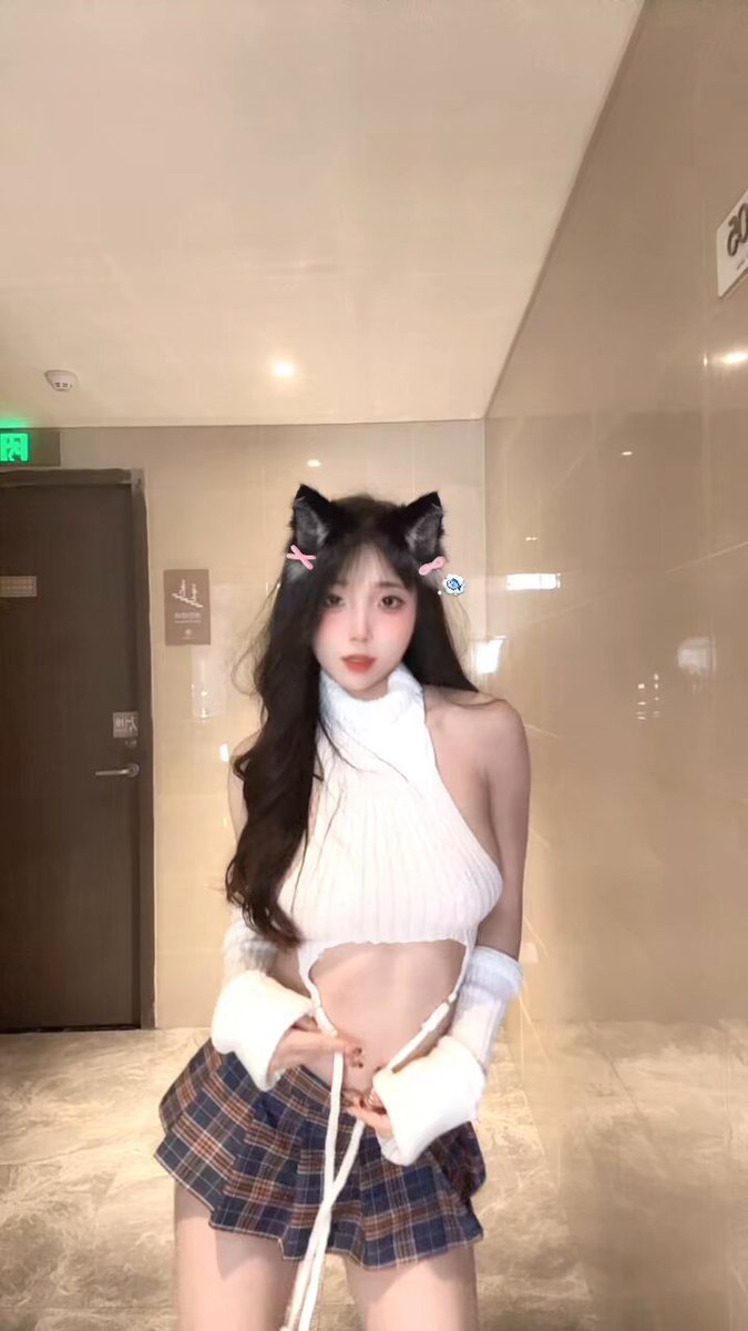 短裙 https://t.co/GVePTv06Wk