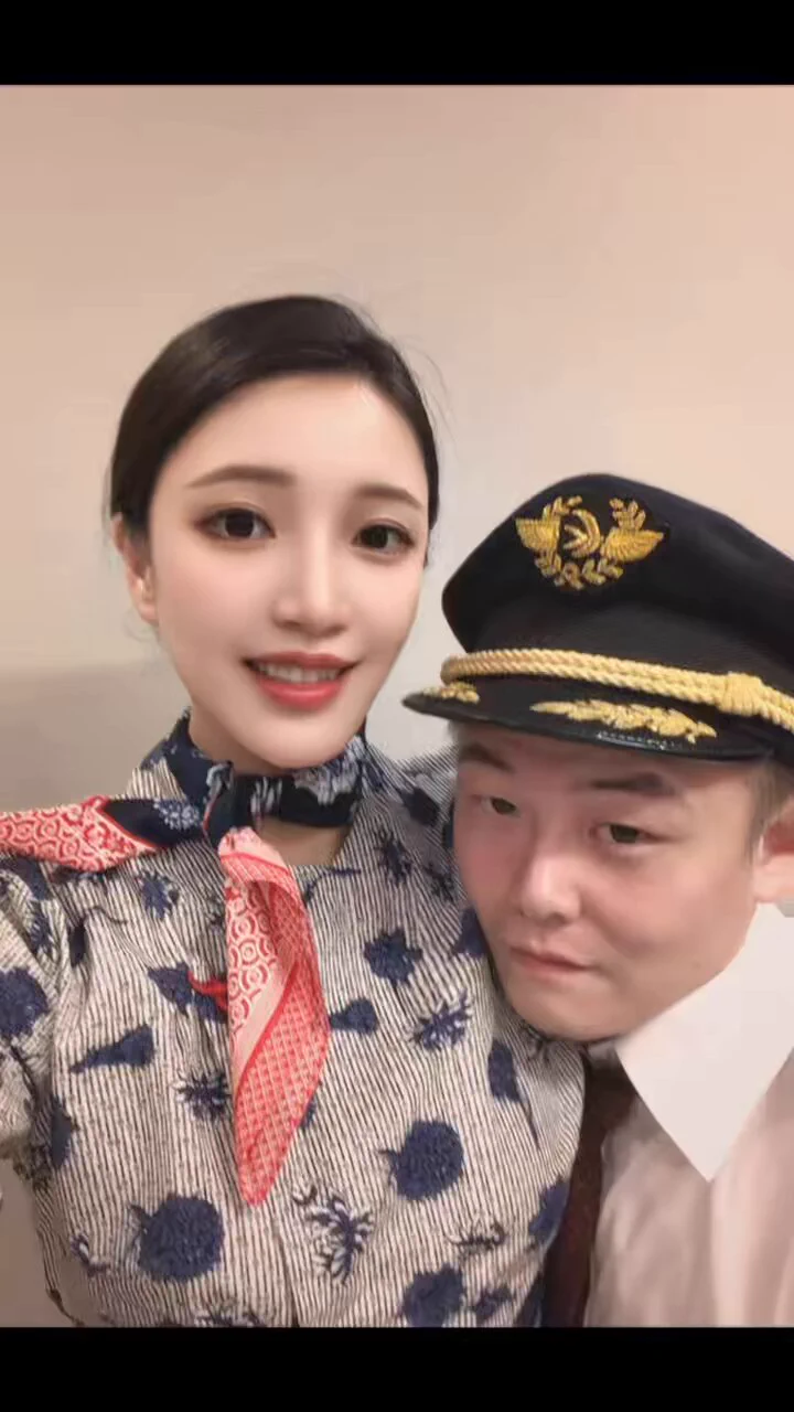 上海真实本帮夫妻空姐副机长💋支持 #换妻 支持单约🉑🚗震自己有车可提供）🉑换妻🉑剧本🉑指定剧情可查结婚证
老婆身高170    胸围：E   空姐
老公 178 副机长

咨询👇
🐧：2632989133
🛰️：Zx1246s
✈️：https://t.co/lO85lsj861
看照门槛🚪100（永久有效）备注zfb口令🧧添➕✈️ https://t.co/YmZiW1YfCw https://t.co/aih0fwCk9f