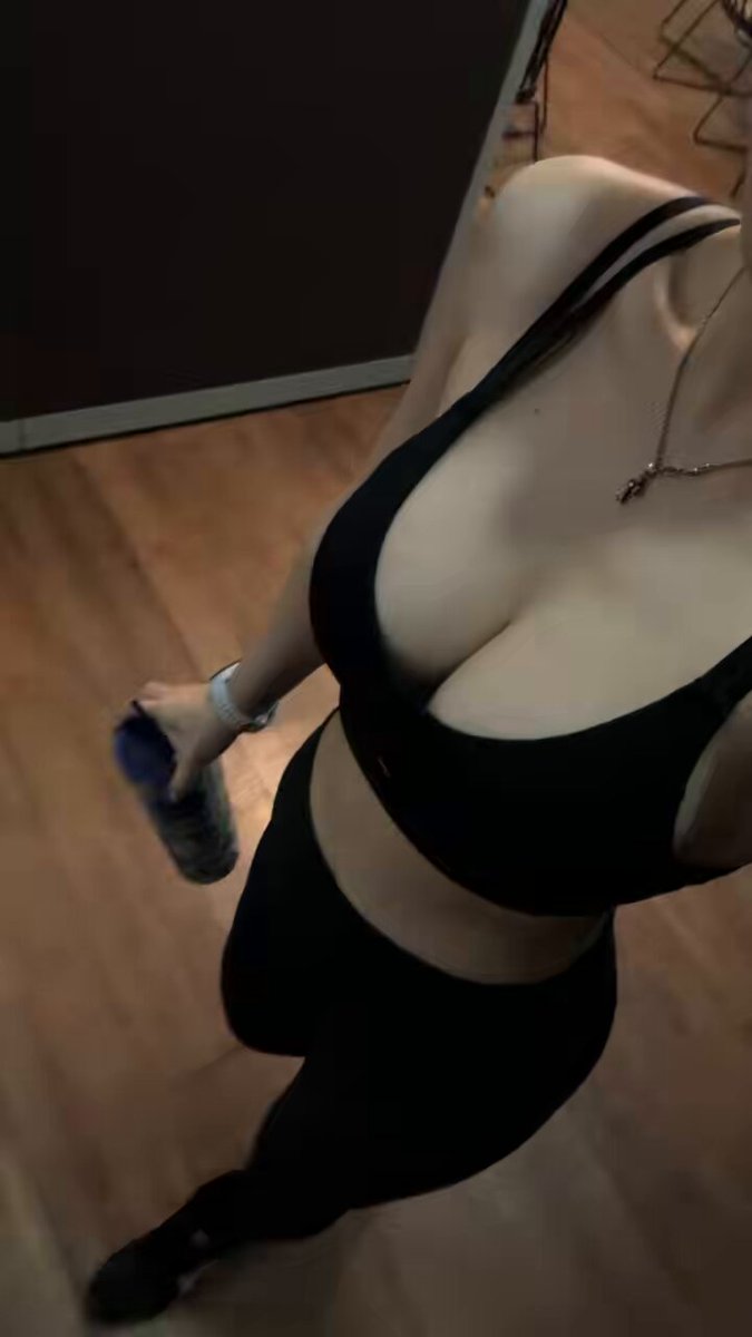 連三天 每天快走40000步
我以為我人在日本== https://t.co/oUBUxZZUgE