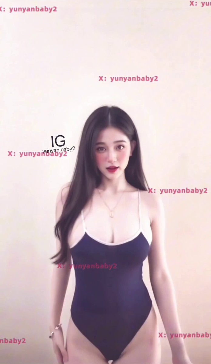 不小心就會曝光的泳衣...
那邊真的好容易跑出來😅
不用放大看了
因為我那裏有貼透氣膠帶
所以跟泳衣布料黏得很緊🤣 https://t.co/OcQixsMW7H