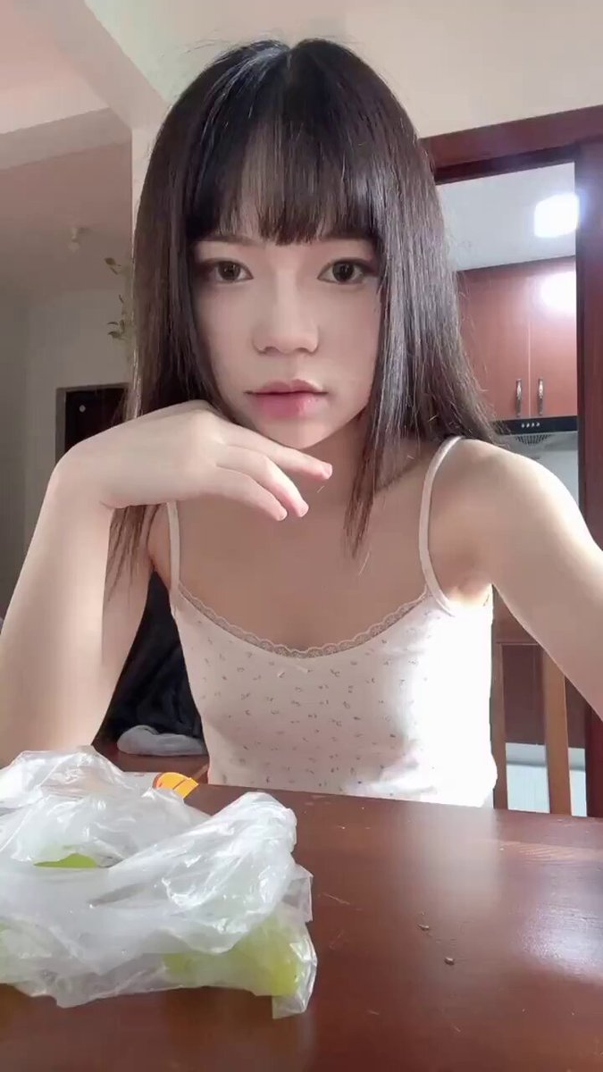 自信的我从不隐藏，你会为我点赞吗？ https://t.co/764qBdyMaN