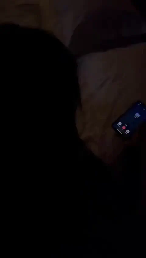 最后的没忍住声音，纯爱战士应声倒下😭 https://t.co/dvyeyspuwa