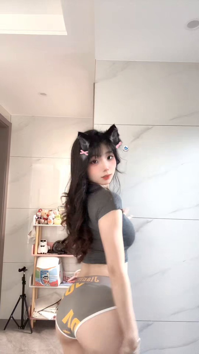 翘臀 https://t.co/SBxtkBf4qv