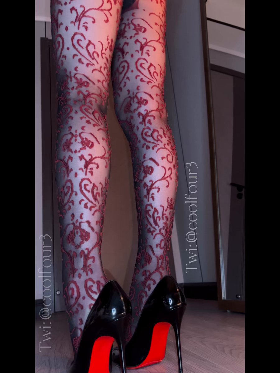 红黑交织 步步生魅

汲润「藤蔓」@Sjrun_ 

@ToBulma 
@ToBulaer 
@KawasawaSen 
@BulmaList https://t.co/CFw8KEu1rD