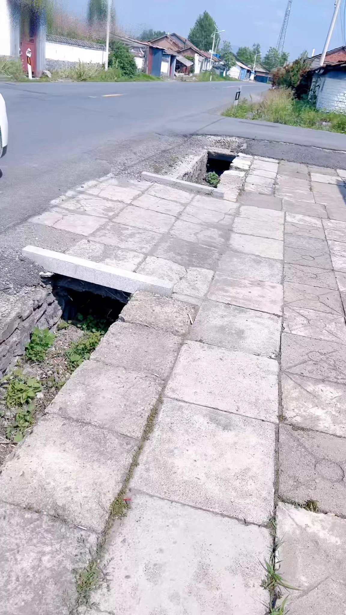 换了件露一半屁股的粉色连衣裙，里面还有丁字裤穿着，在农村的小商店买东西，超市大爷坐在炕上都不下来了，就盯着我媳妇的屁股看，媳妇结账时都憋不住笑了，那嘴角比AK都难压😂
投稿：@BBBBTTTCC @SexytoBaby
@SexytoDoll @SexytoGirl https://t.co/dUIHnucIRn