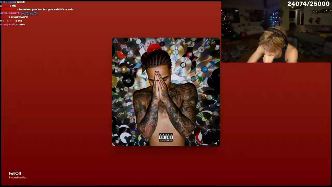 Jasontheween couldn’t stop vibing while listening to Plaqueboymax’s song ‘FellOff’ on his new EP ‘Too Much Music’ ❤️🔥 https://t.co/1PeV4ldAuV