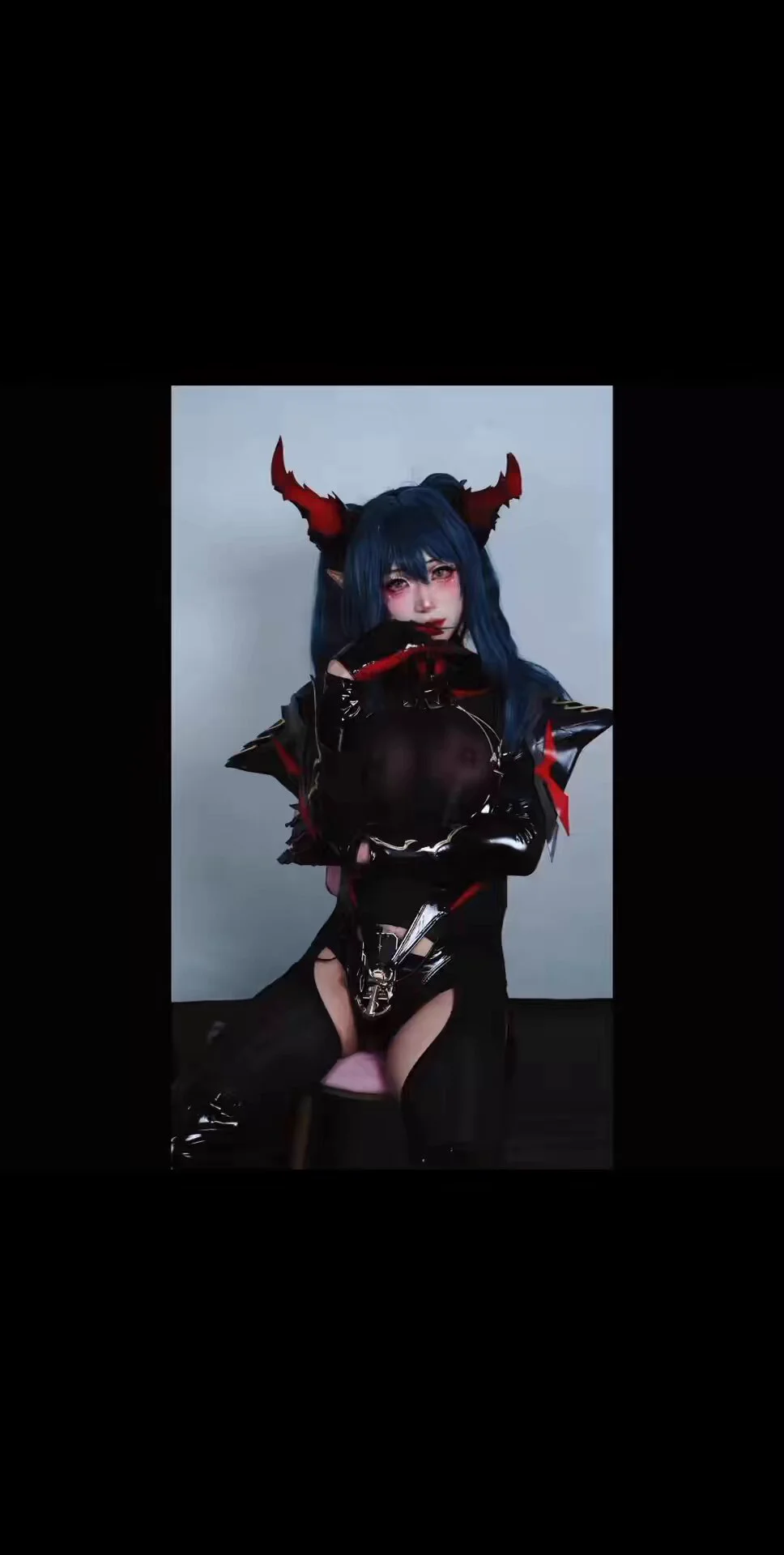 我只是来拍个写真，结果。。。。#4i #瑞吉娜  #四爱 
极致的高压榨精，前前后后毁灭高潮了5次～
女S：@youzimami 
场地：@wei_xiao80138 https://t.co/ThDn4JpKgf