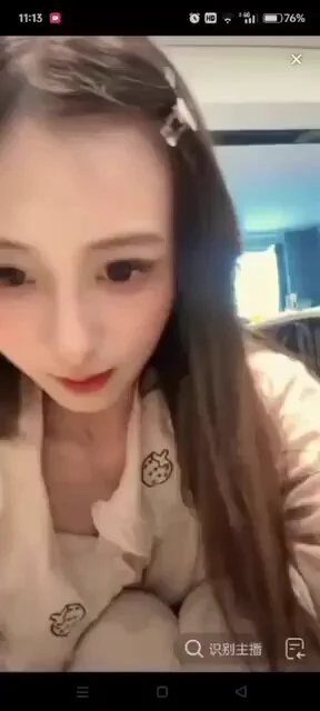 狗子是懂粉丝的。我也好想要一只懂我的狼狗 https://t.co/3Hco23GBWC