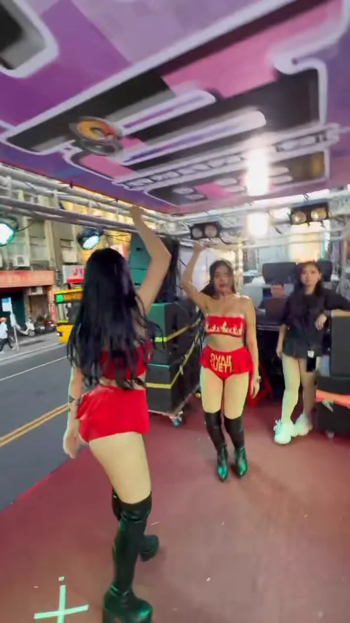 昨日安安 

今天全身痠痛🤣 https://t.co/rSBmadklx9