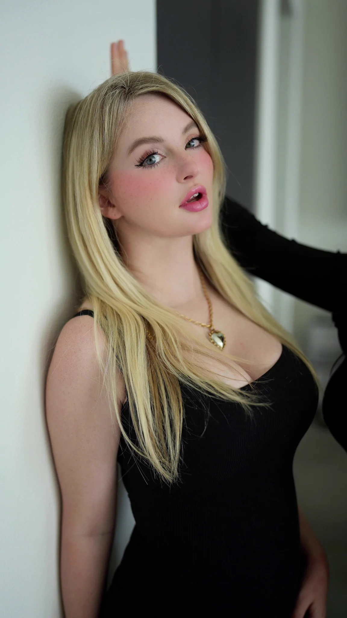 Everyday with my bestie BellaRama ♡ https://t.co/CKuWT6oqjv