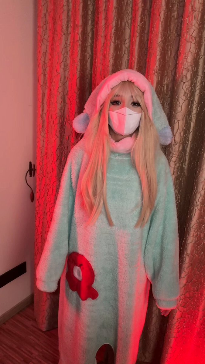 我猜你会在第五秒爱上我～ #变装 https://t.co/UUKLrReev5