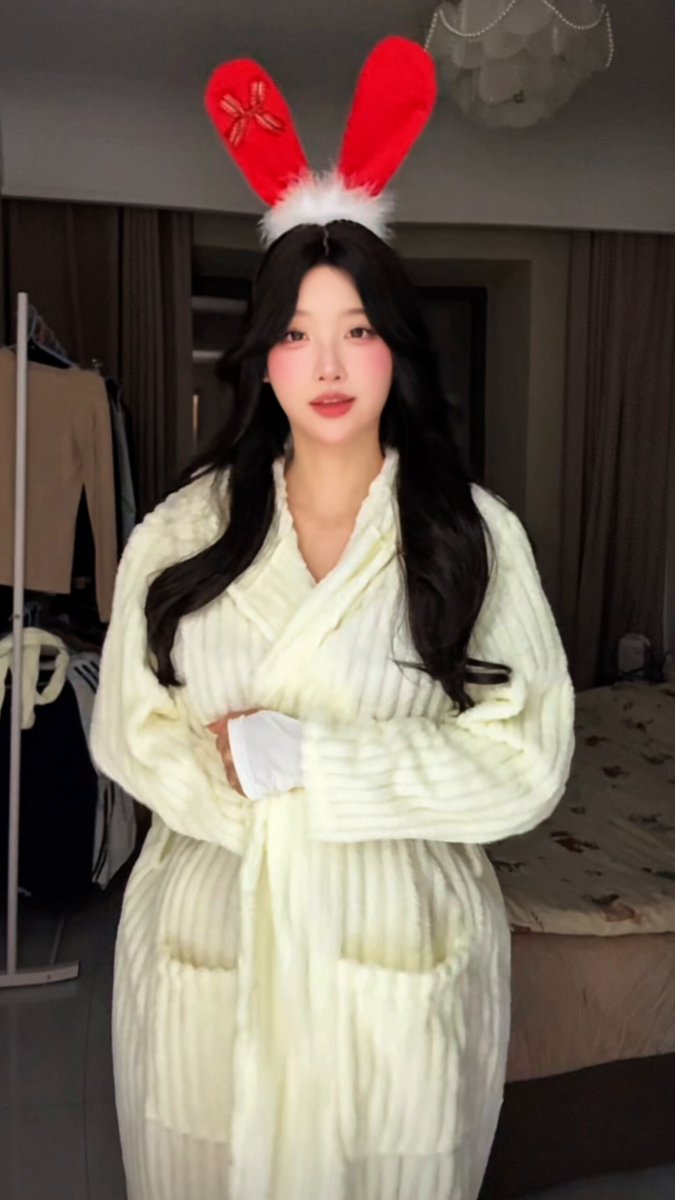 christmas gift 🎁 https://t.co/DVBnRN3IQL