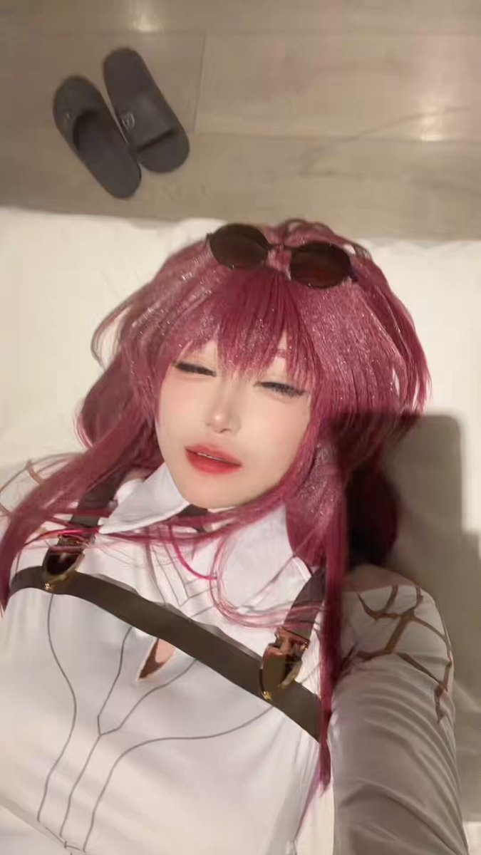 平日里大家高傲的妈妈，还是败给了肌肉男的力量，对不起 宝宝们 妈妈回不去了～哦齁齁齁～ https://t.co/FRzFMwjPOW