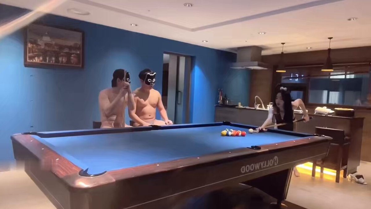 台球助教男娘版🥵
@Xiaoxiaofoer @MitsumeDoji @TaoHuaBang https://t.co/GRhbZcFJme