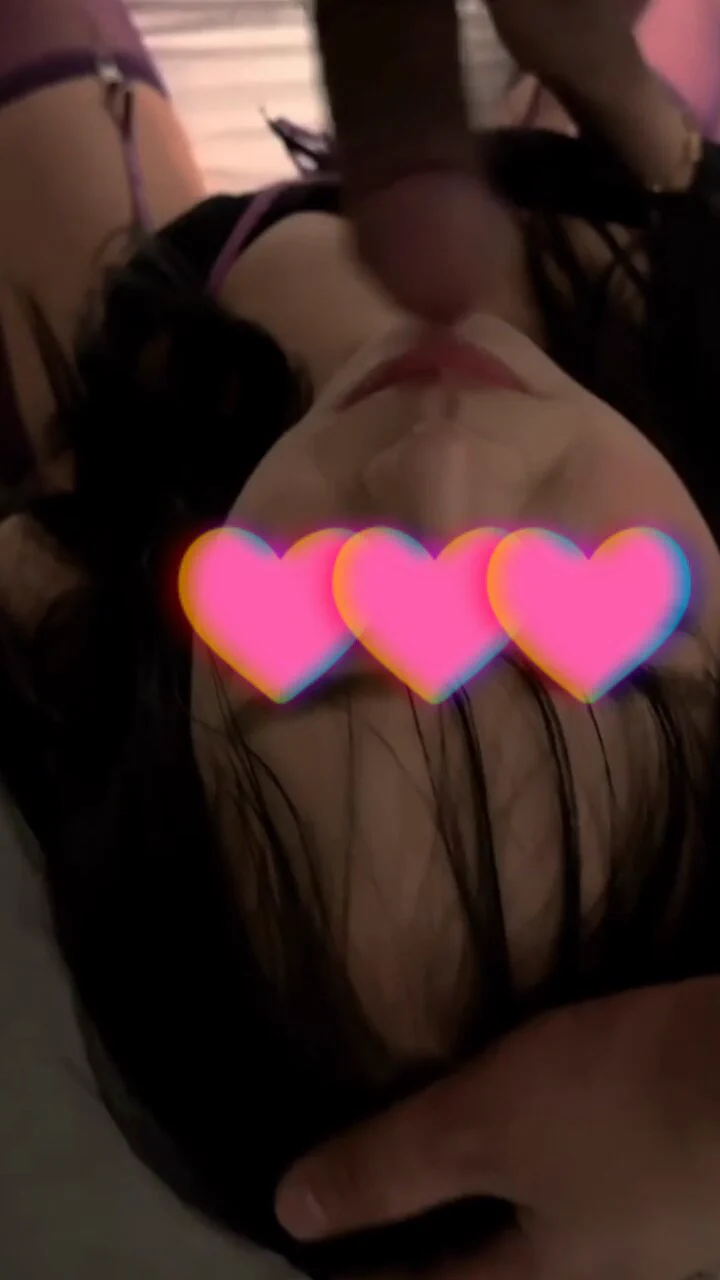 差点扇高潮了 https://t.co/R8vWSmpX3w