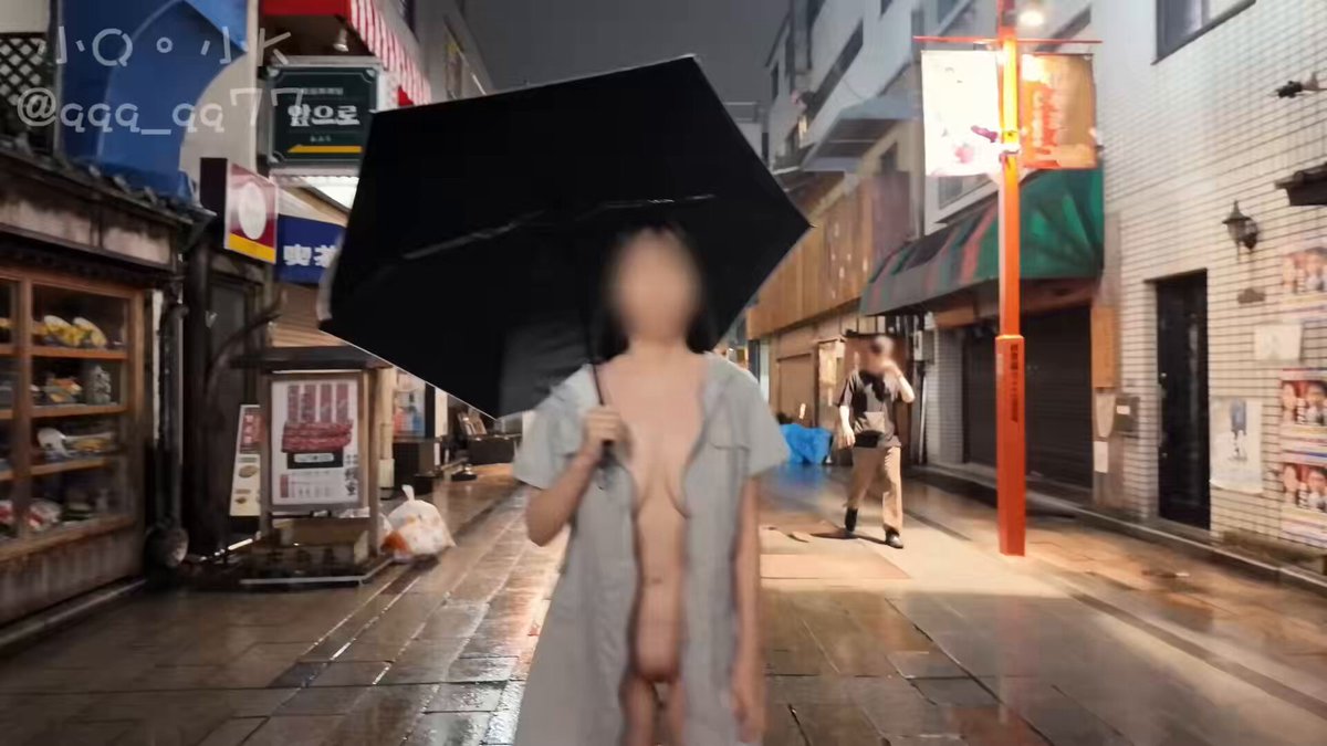 被一直回頭看 才想起來拉鏈沒拉 https://t.co/O2WSqXtI97