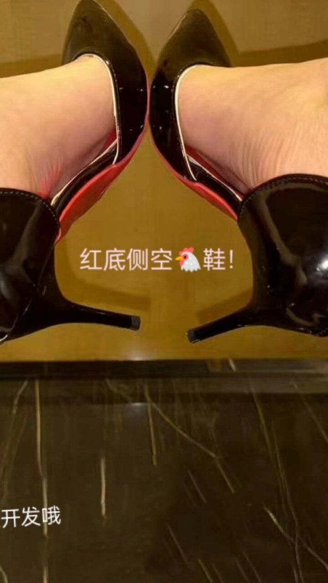 寝室🐕怎么雌墜？不是一个人住同理  
长文在↓哦~   
别太多借口，想改变/取悦自己的话，差不多各种情况都行啦。花样的洗脑指令和趣味游戏任务，跟着姐姐听话把你培养成可爱sao小烧火。 ♀er们也有在招玩伴和小伙伴互动。。。  
雌墜训练养成/常规/绿🐱也都有
#幻想日记 #CosplayCDMX   RP/幻想向 https://t.co/tYLhs7jnob