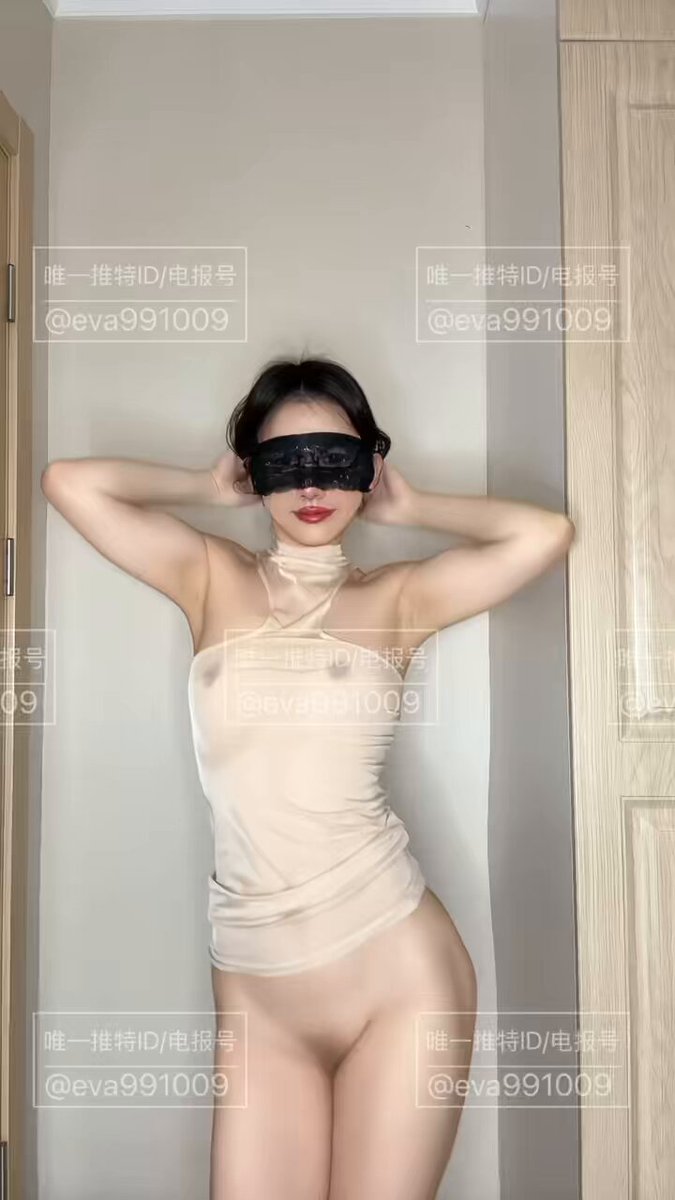 昨天跳的不是很满意，今天再跳一次，男生们更喜欢哪一版，紫色的还是今天的呢,好纠结

💌：
@ToBuerma 
@ToBulaer 
@KawasawaSen 
@BulmaList https://t.co/SYzjrRvk4d