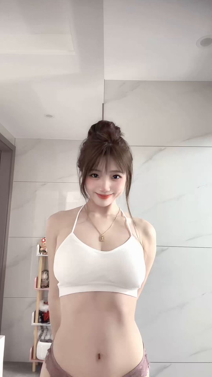 甜甜的我呀 https://t.co/UJLn688lDj