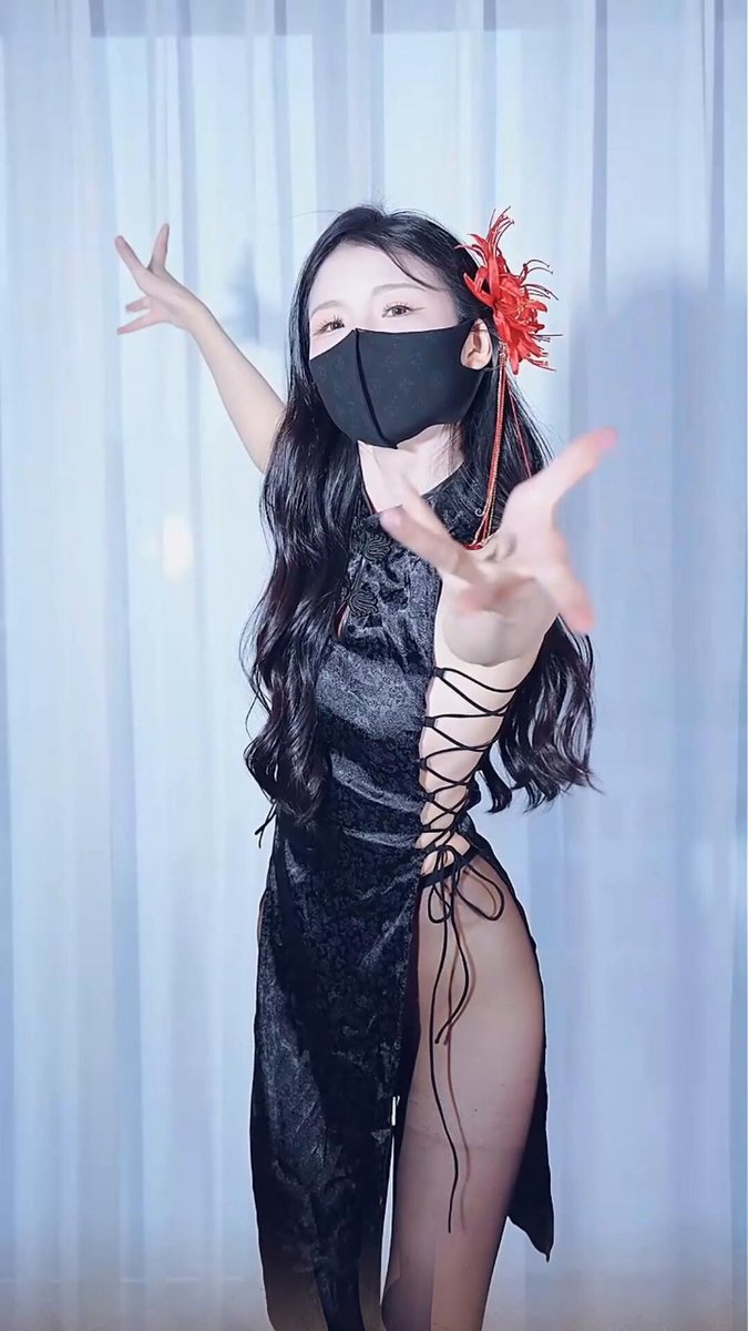 黑丝旗袍晃动的弧度 刚好卡在心跳最快的点
节奏越快 露出的地方就越让人心跳加速
Can you follow my Phonk beat?
————————————————————
✧･ﾟ @sktwober ✧･ﾟ @sktworel
✧･ﾟ @sktwobba ✧･ﾟ @sktwolris https://t.co/VpXGD5TzvT