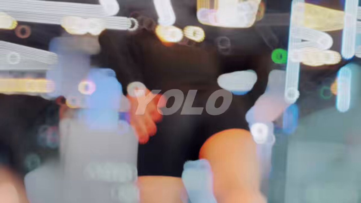 健身房锻炼被偷拍，私信问九月是不是她本人这么透是有露出癖吗？这怎么回呀🥵@September0526 https://t.co/9uU98nwTXO