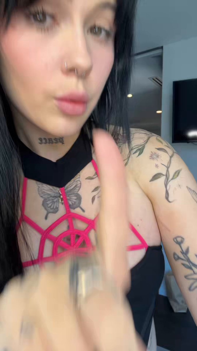 Where should i sit?? https://t.co/86gq1x8Wlf