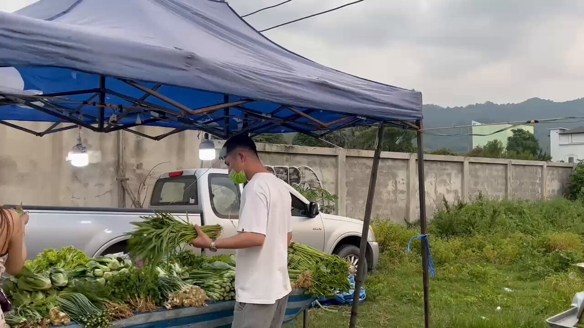 一起去買菜 https://t.co/74F5dhLlie