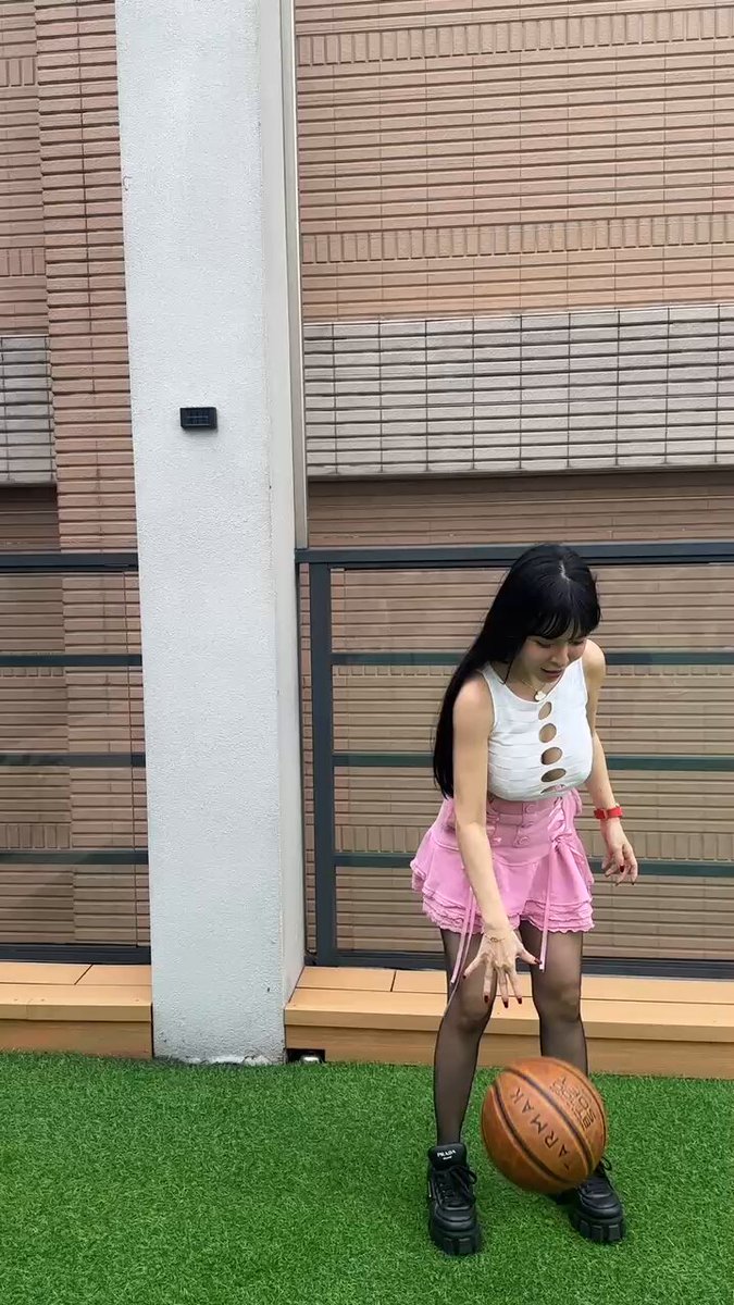 我這樣算會打還不會打 https://t.co/YyMxoXA9Ow