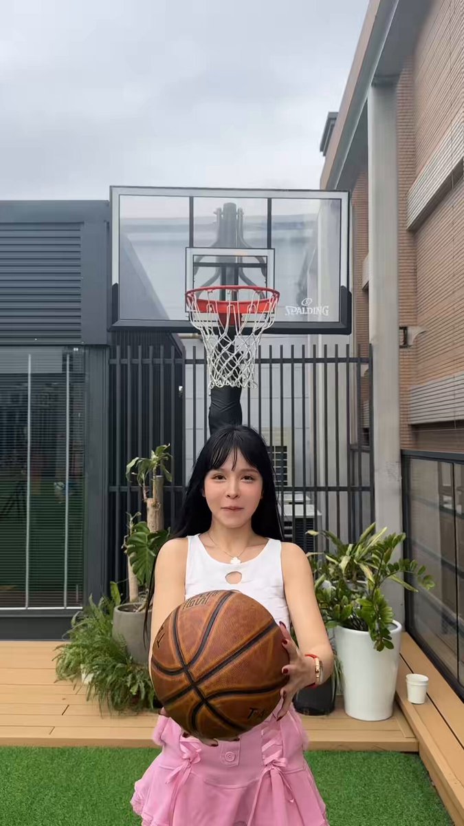 快點誇我！ https://t.co/74O5lyiLuE