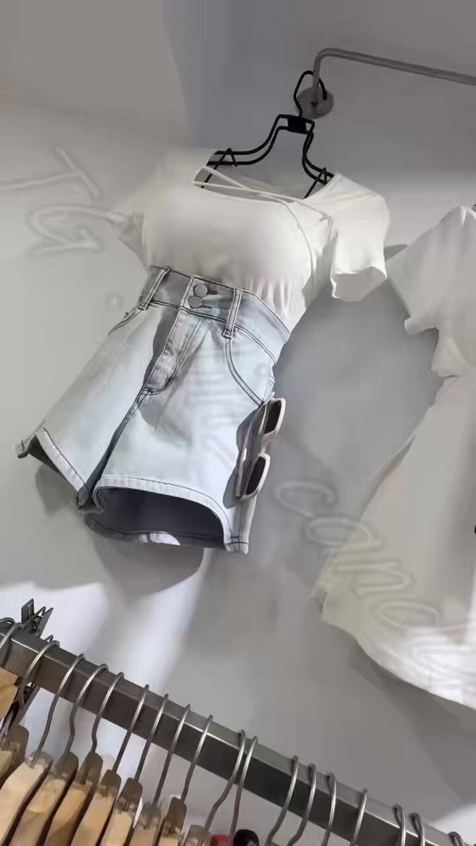 搞定～ 這樣老闆應該不會再說我偷懶了吧 https://t.co/HlXlFuMZp7