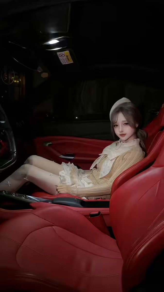 运动前拉伸一下 https://t.co/KbrRst7jR5