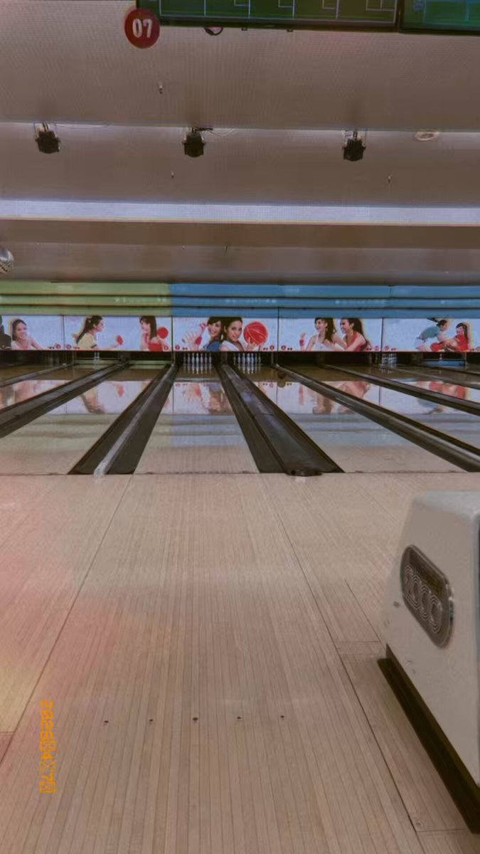 這運動可以嗎

#放假被同事揪來打保齡球🎳 https://t.co/guEQqVXIUl