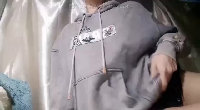 女大的绝美身材 #宿舍 https://t.co/LWsFrPXNlZ