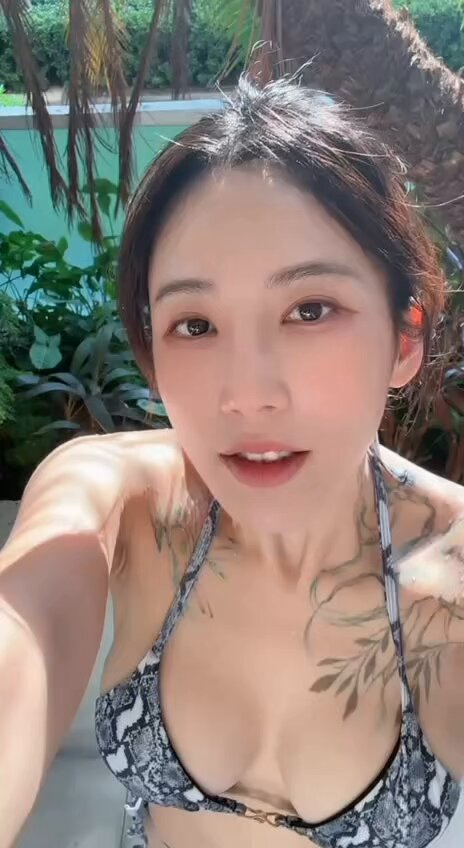 天氣變熱了，我的訂閱影片看了更熱😏

https://t.co/RNI4WLr9Nk https://t.co/ahJSfOkXzW