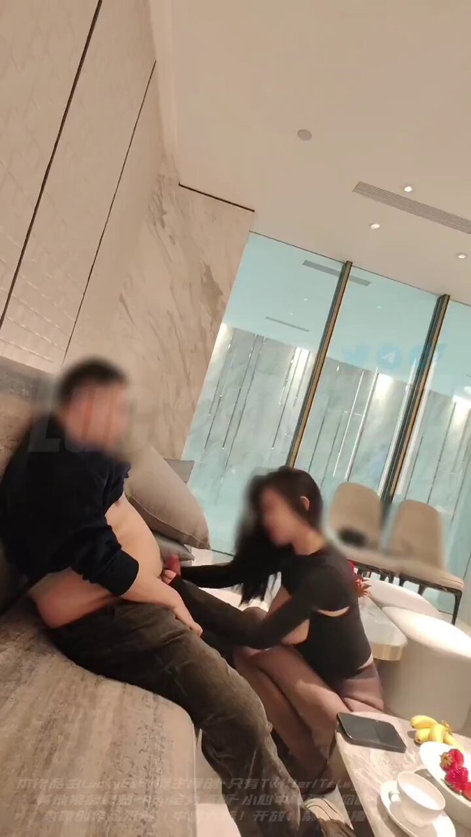 太御了...  这口活，这眼神，这大长腿，这大mm，请问换成谁 能抵抗的住？  好好欣赏每一个细节，太有感觉了 https://t.co/fDJ3Rzgdjt