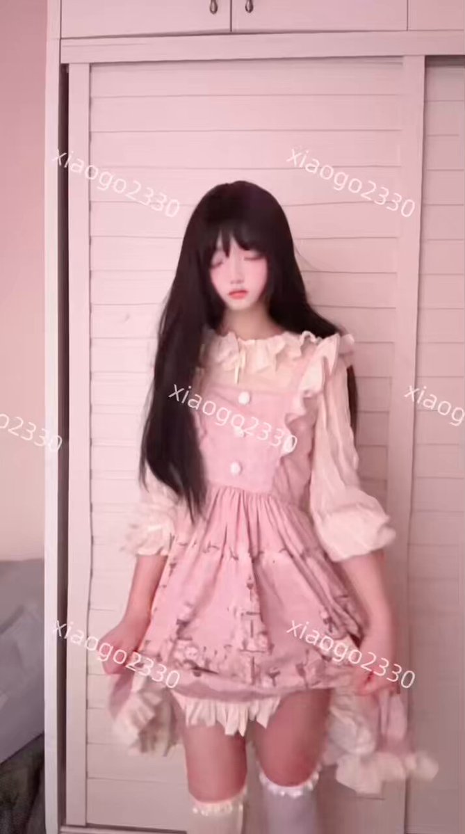 wataa

@Xiaoxiaofoer
@MitsumeDoji
@TaoHuaBang
@Xiaoxiaoyyii https://t.co/r7umTmODVc