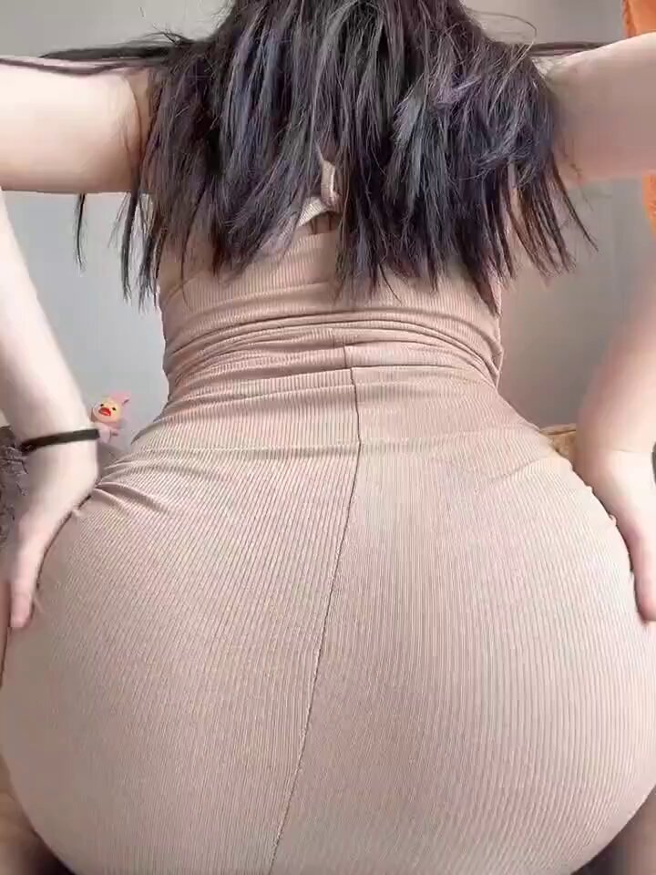 想捏一把吗？很有Q弹Q弹的哦 https://t.co/LehZlBfgFP