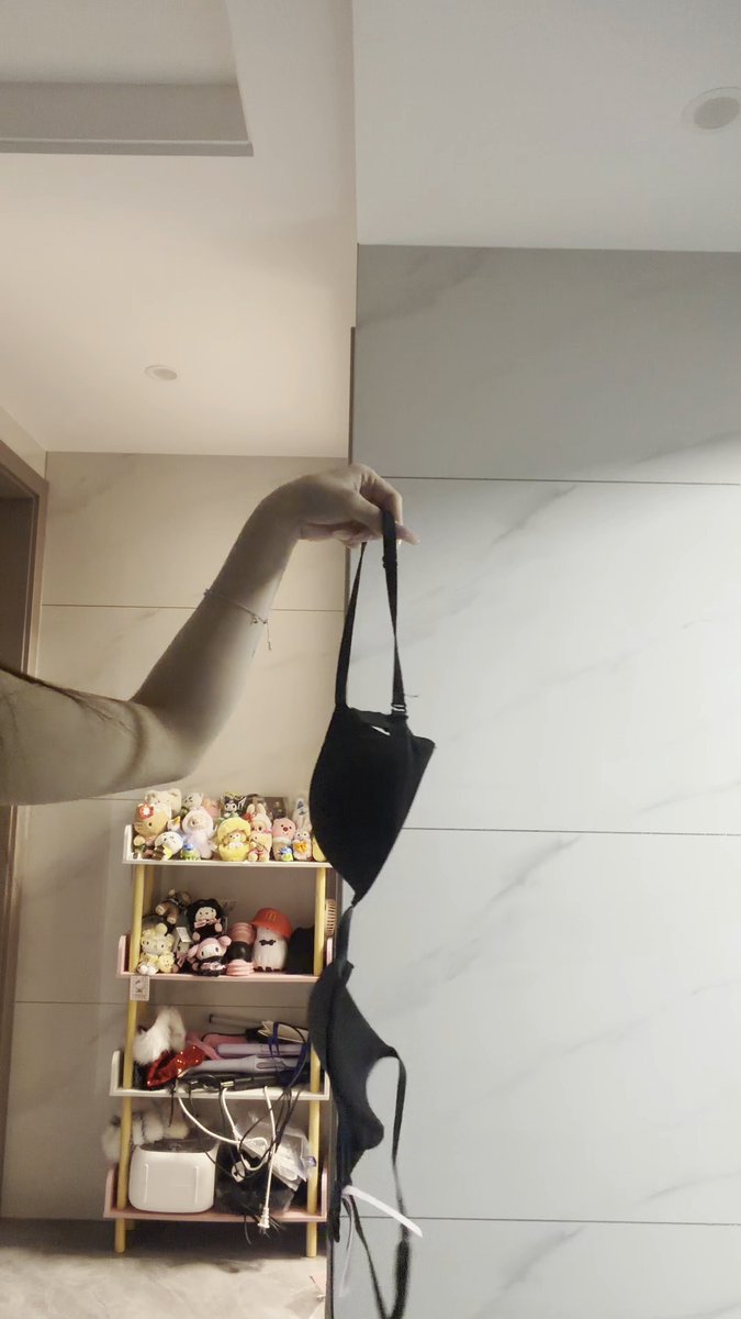 不敢发... https://t.co/m3iaH2R9wk