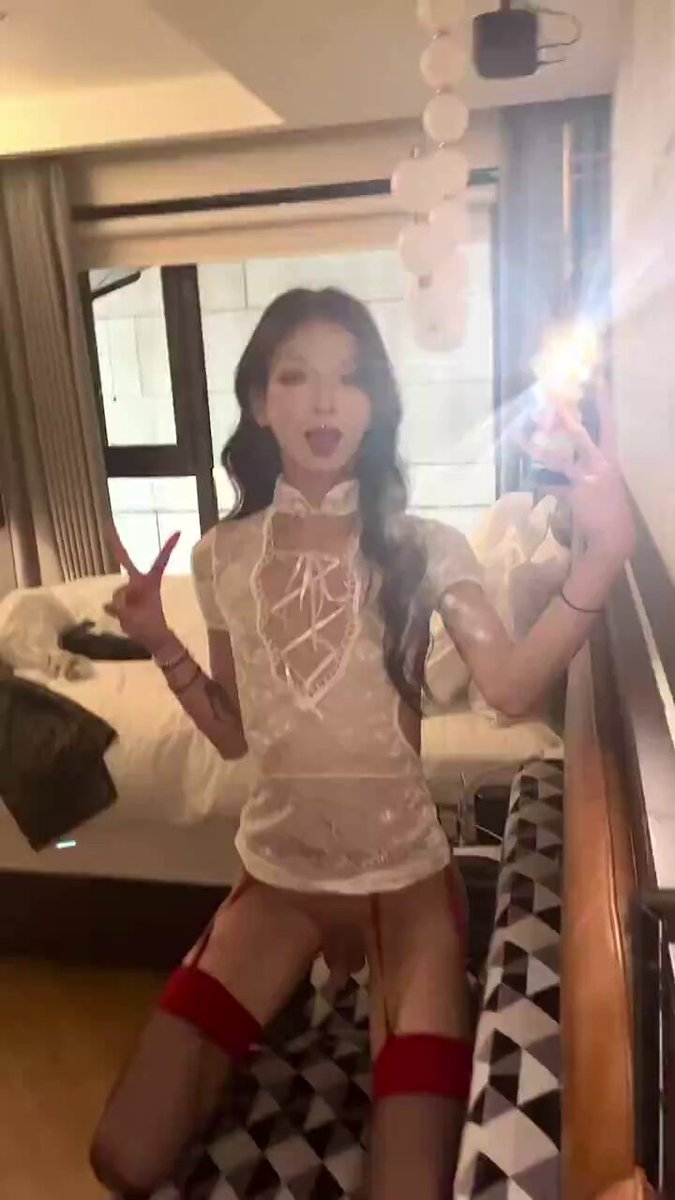 自我介绍，我是小葵ovo
小狗属性大爆发 命令你立刻马上过来
#男娘 #伪娘 #femboy #sissy #可爱的男孩子 #药娘 https://t.co/MOrE44YzHT