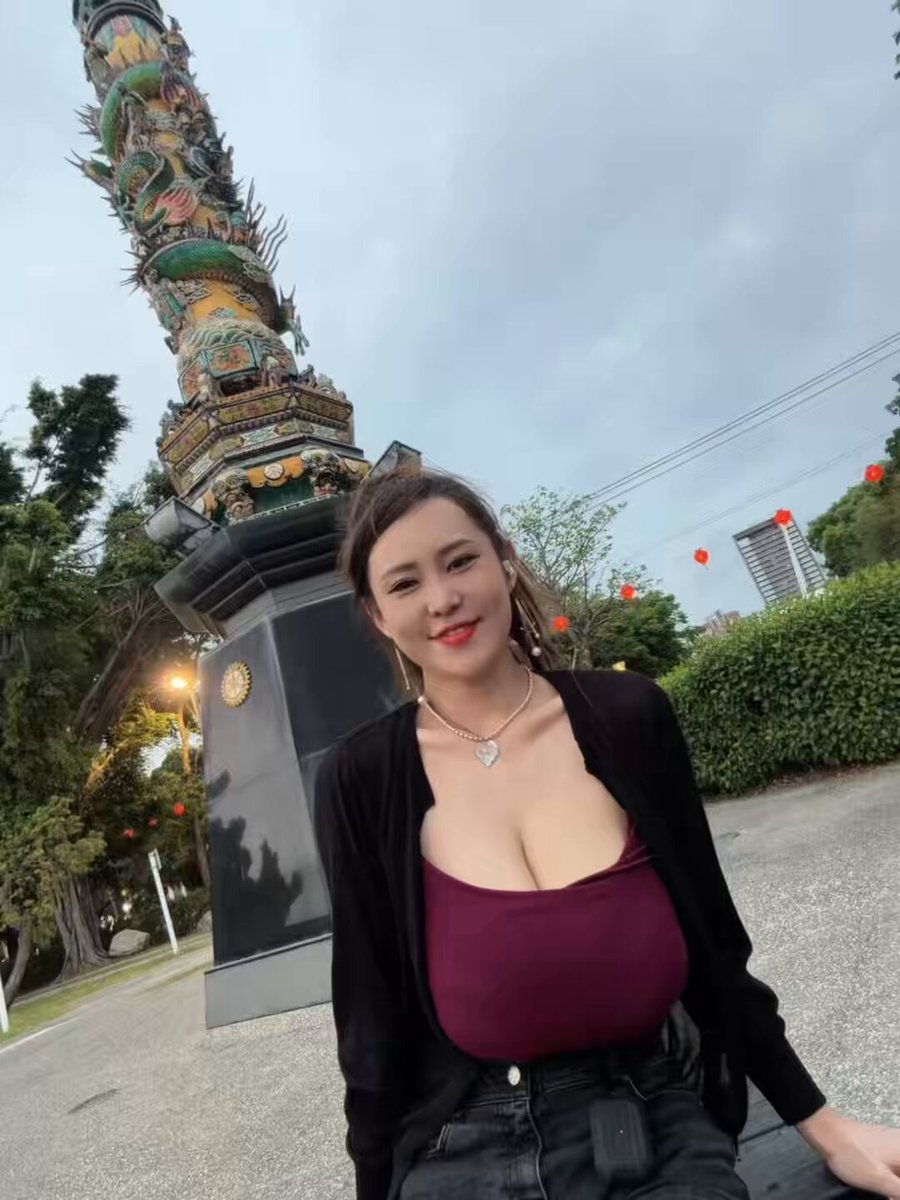 想說很久沒有出門逛逛了😜

#i級豔后 #洪蓉โยโย่ #洪蓉 https://t.co/UzAHIPVsHZ